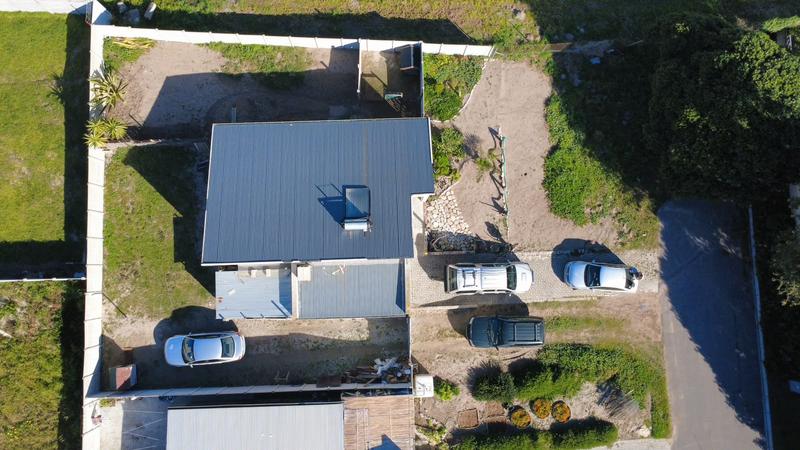 To Let 4 Bedroom Property for Rent in Gansbaai Central Western Cape